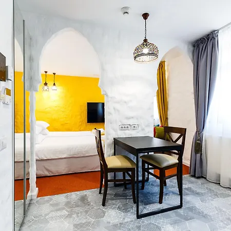 فندق Gutinului 3*