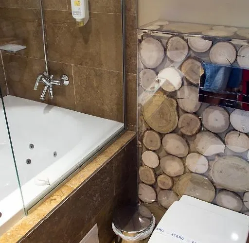 Gutinului Hotel Kluž